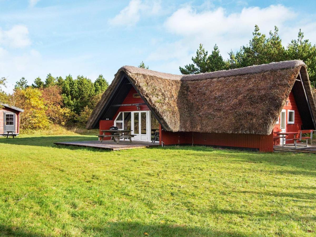 6 Person Holiday Home In R M Toftum  外观 照片